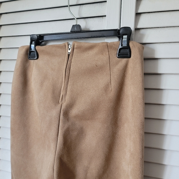 BLANK NYC Faux Suede Pants, Size 24 - Picture 7 of 11